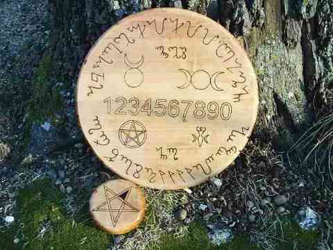 Theben is the Witches Language, Board is 13 inches across which is a significant number of the moon and the other world.