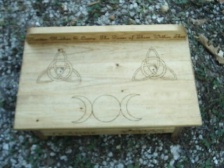 Triquetra Charmed Trifoil Altar