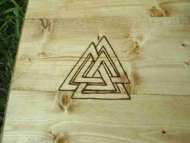 Valknut Symbol for Odin